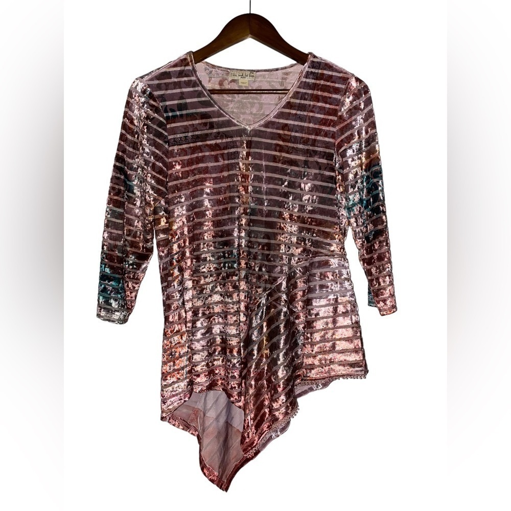 Live and Let Live Stripe Velvet Asymmetrical‎ Hem Blouse PM Abstract Colorful